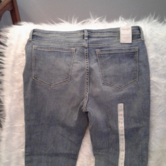 American Rag jeans - Picture 2 of 3